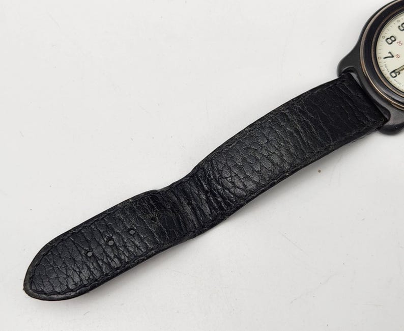 Swiss Army 330 Water Resistent Swiss Wristwatch Leather Band - New Battery image 6