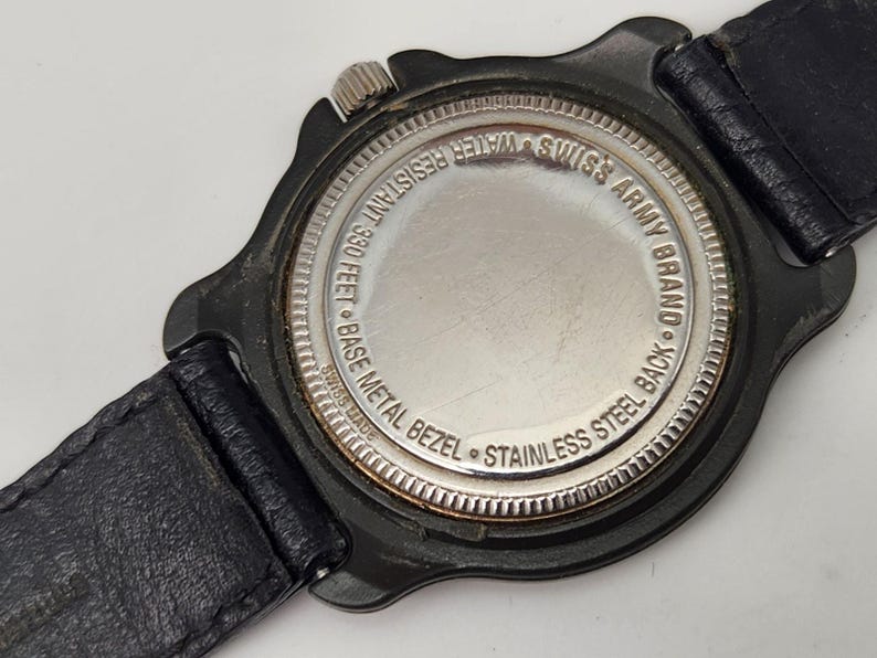 Swiss Army 330 Water Resistent Swiss Wristwatch Leather Band - New Battery image 7