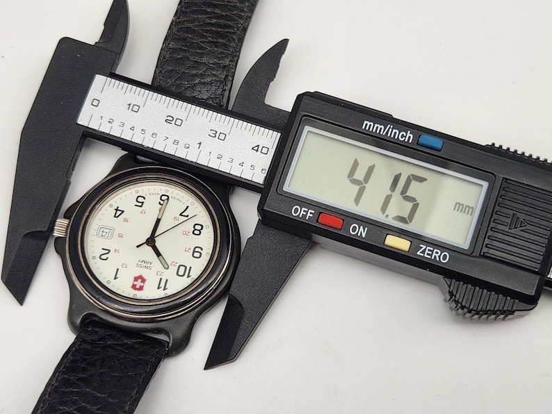 Swiss Army 330 Water Resistent Swiss Wristwatch Leather Band - New Battery image 11