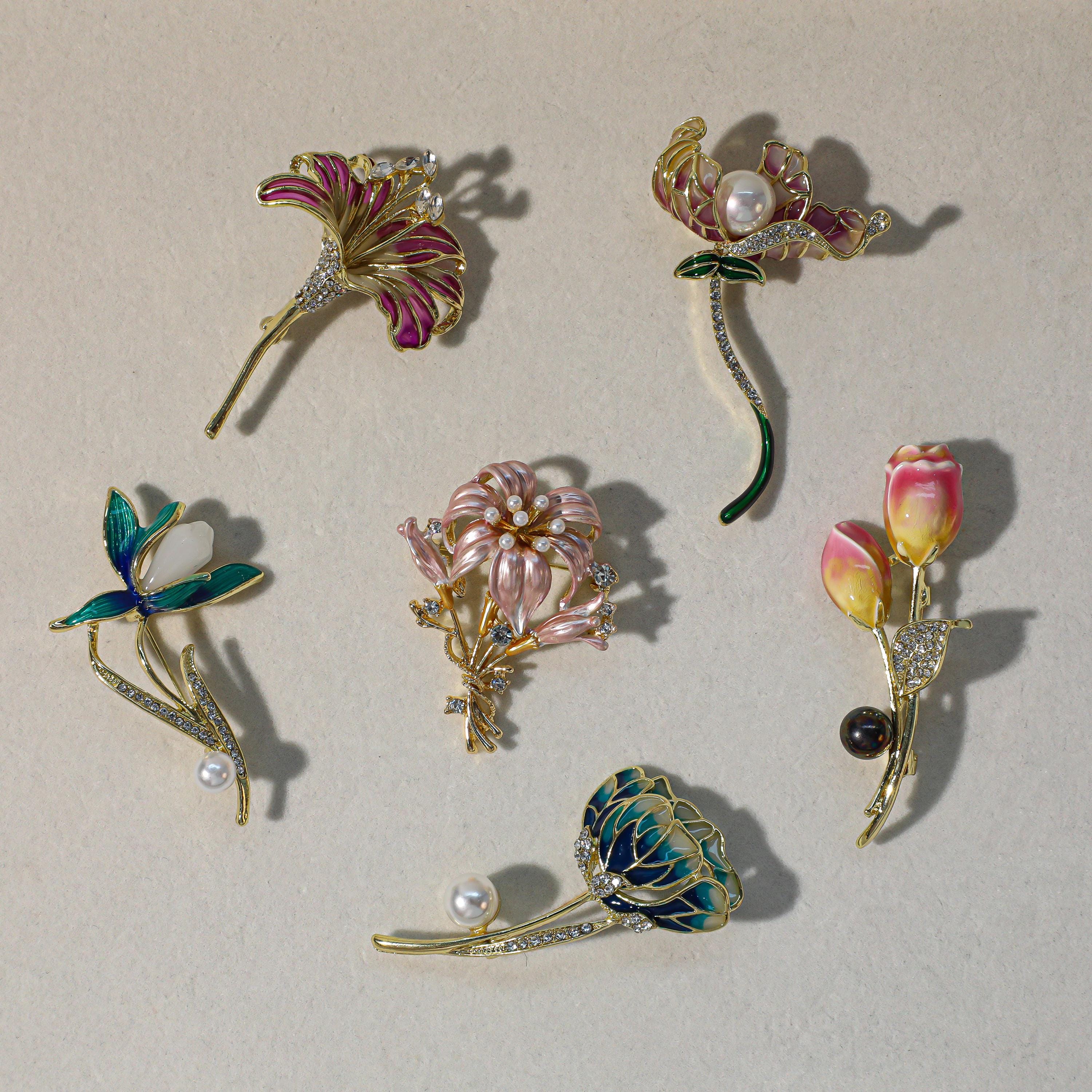 Vintage Brooches - Etsy