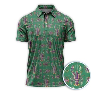 Peut inclure: Polo vert avec un motif répété de homards violets et dorés. Le chemisier a un col et une patte de boutonnage à trois boutons. La chemise à manches courtes est de style décontracté.