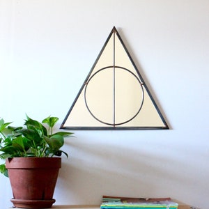 鏡 GRINDLODGE Pyramid Mirrar Pyramid Mirrors — Alison Zavracky Design Studio