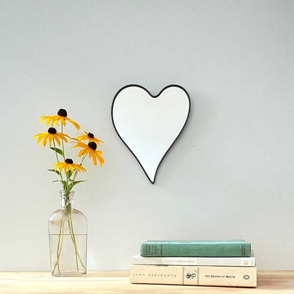 Heart Mirror No. 1 / Handmade Wall Mirror Heart Shape Art Outline Cœur Cuore Herz Valentines Day Gift