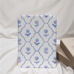 Blue Flower Pattern Kindle Paperwhite 12th 7&quot; Case, All New Kindle Colorsoft Case, Paperwhite 11th 6.8 Cover, Kindle 12th 2024,Kindle 6&quot;case