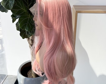 Grapefruitroze 13 x 6-pruik met kant en losse golven voor dagelijks feest Cosplay