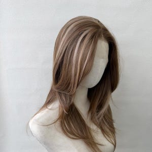 Asiatische Highlight Hochtemperaturfaser-Perücke, 13x6 Lace Front, 24 Zoll