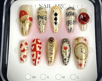 Uñas postizas 3D: Naipe vintage, reloj y rosa - Arte de uñas de cuento de hadas