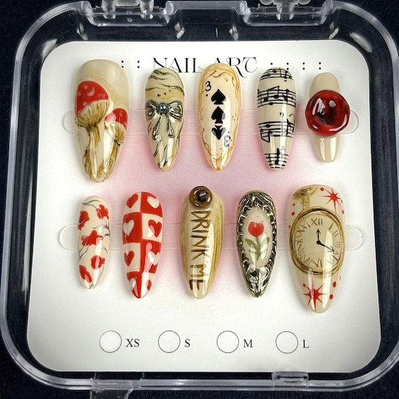 3D Press-On Nails: Vintage Playing Card, Clock & Rose - Fairytale Nail Art