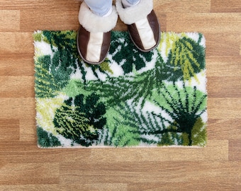 Tropical Latch Hook Kit, DIY Jungle Rug Making Set, Home Decor Craft, Handmade Carpet
