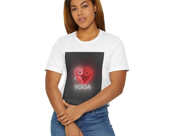 Camiseta "I Heart Yoga" / Diseño de corazón yóguico neón