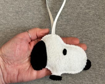 Beagle dog ornament in felt Christmas Valentine day holiday home decor