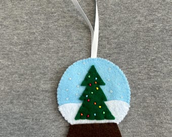 Snow globe Christmas ornament with Christmas tree beaded holiday home decor