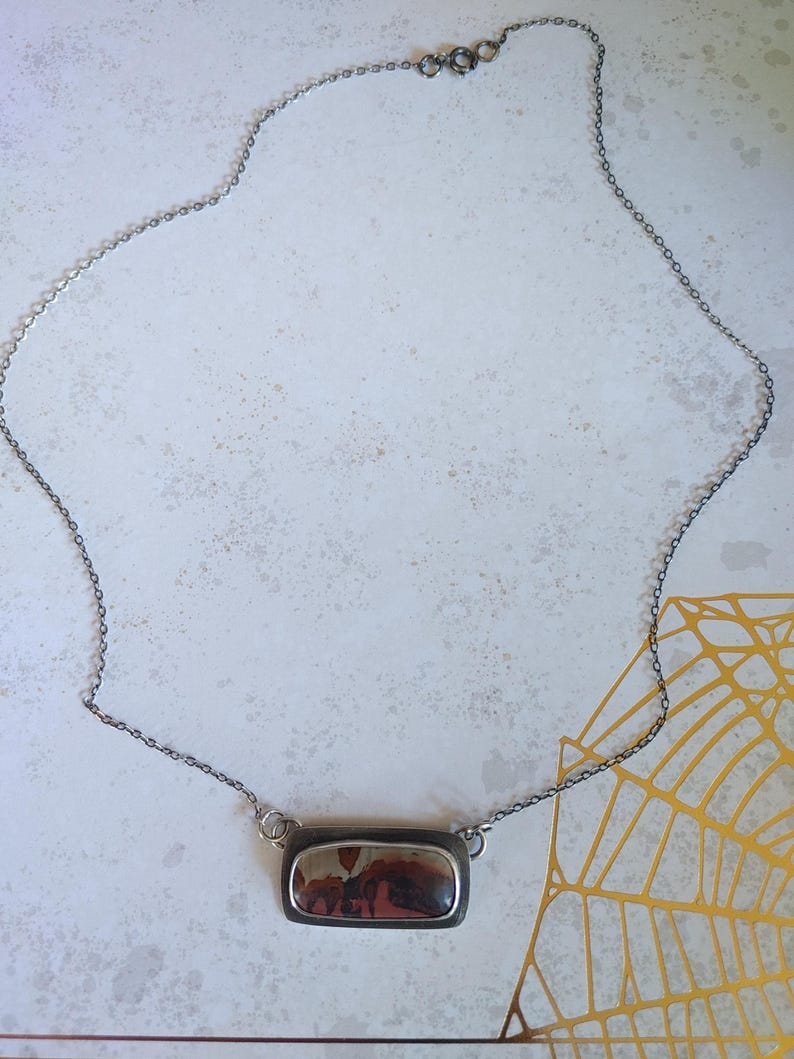 Indian Paint Stone Mojave Death Valley Bar Necklace Scenic Jasper