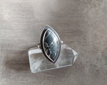 Size 10 natural White Buffalo Sterling Silver ring -- Khepri design series handmade by Beadzilla Jewelry
