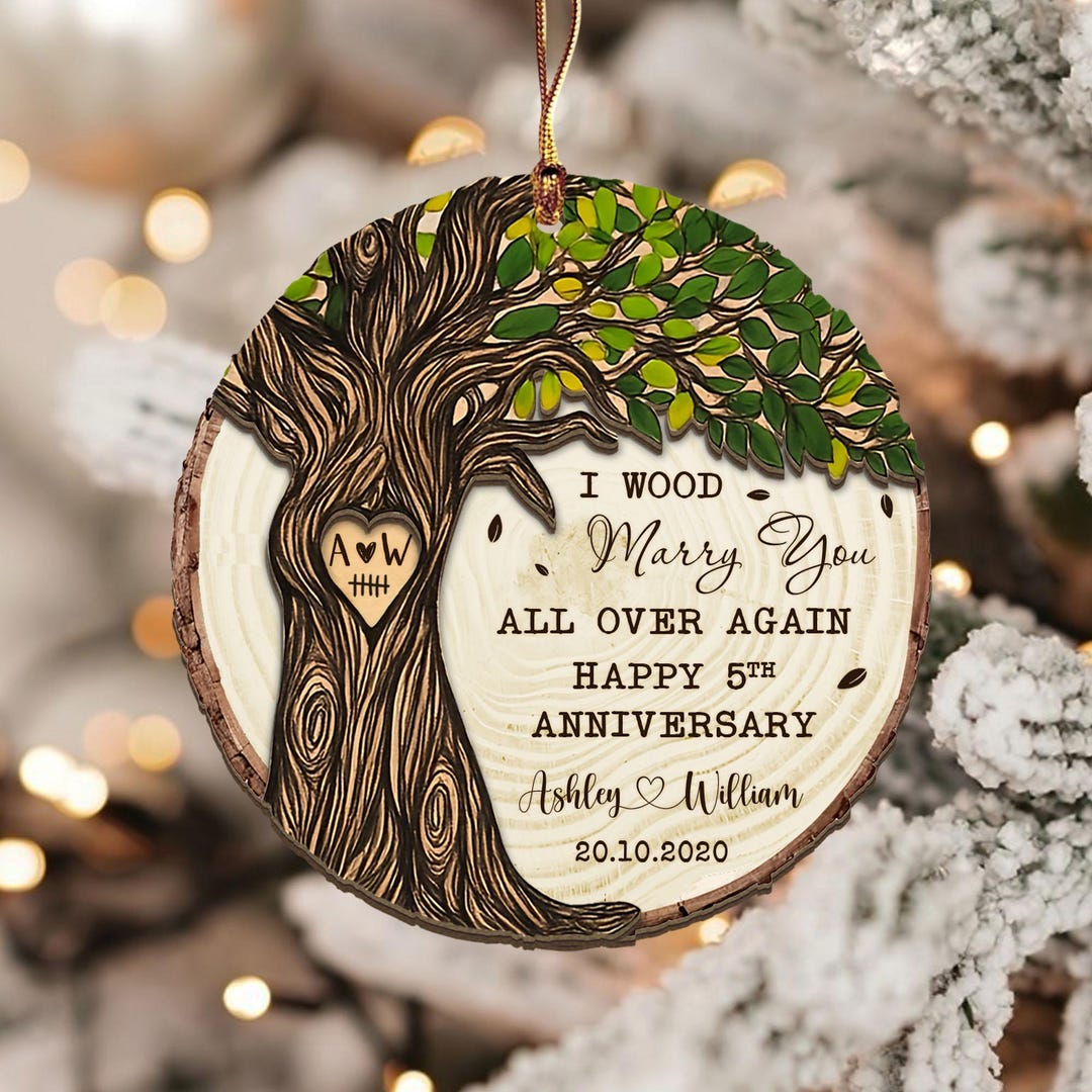 Custom Wood 5th Anniversary Ornament: Personalized Couple Keepsake - Etsy