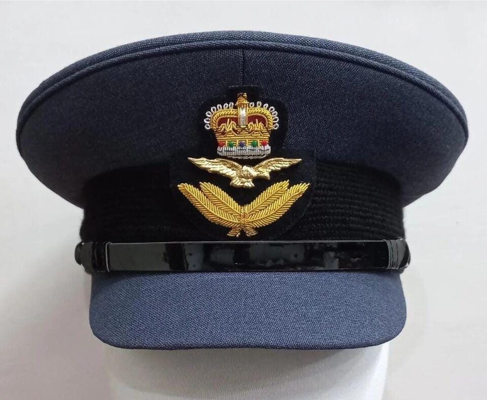 ＧＢ英軍/イギリス軍＊空軍＊将官制帽＊帽章（実物） イギリス空軍将校 No:1 礼帽/帽子、RAF 帽章付き - Etsy 日本