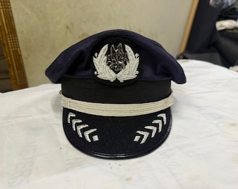 Gorra de capitán de piloto azul marino con insignia de corona plateada, gorra estilo uniforme de aerolínea, gorra de disfraz con visera bordada