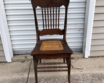 Farm Chair / Farmhouse Chic /