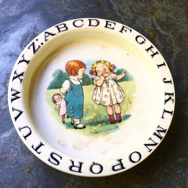 Children's Pottery Dish / Buffalo Pottery / 7.5" X 1 5/8" / Art Pottery / Collectable