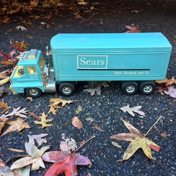 collectable tonka trucks