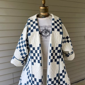 Quilt Coat / 1870s Quilt / Kimono Sleeve / One Size Fits Most / Indigo ...