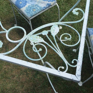 Salterini Wrought Iron Table and Four Chairs / Salterini / 42 X 30 / Chippy White Paint Absolutley Fabulous image 5
