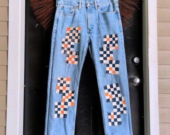 Vintage 32x27 Red Tab Levis 569 Loose Fit Husky. Made in Mexico