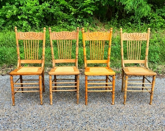 Farm Chairs / Farmhouse Chic / Set of Four