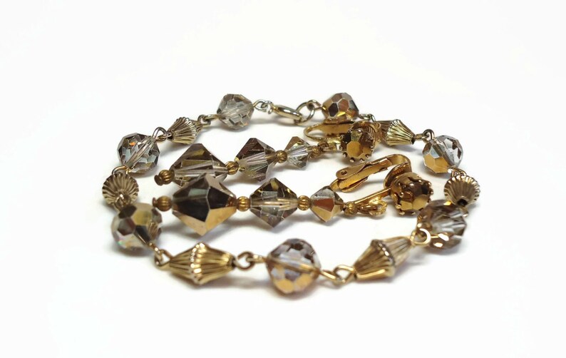 TheVintageBlingBox Vintage Bracelet /& Earring Set in AB Crystal Glass Beads on Gold Chain Link Costume Jewelry