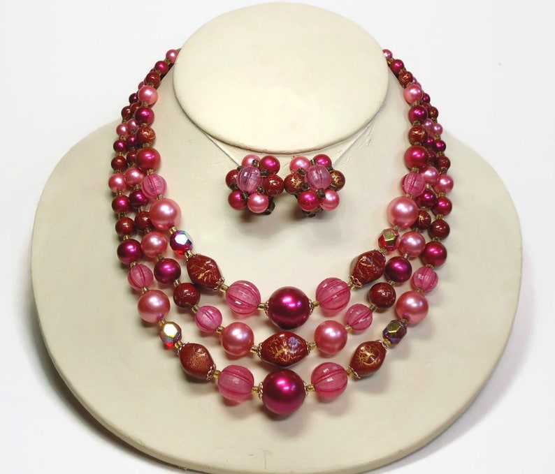 Vintage Japan 3 Strand Bib Necklace /& Earring in Purple Costume Jewelry Demi Parure Set Pink and Merlot Red Bead Accents