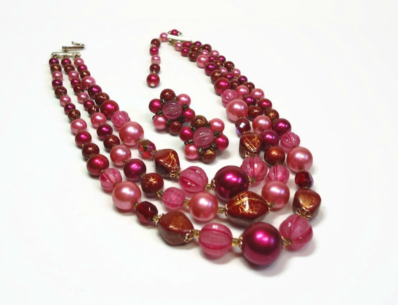 Vintage Japan 3 Strand Bib Necklace /& Earring in Purple Costume Jewelry Demi Parure Set Pink and Merlot Red Bead Accents