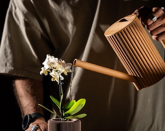 3D-geprinte design gieter – moderne, minimalistische en decoratieve gieter voor kamerplanten – duurzaam 3D-printen – cadeau-idee