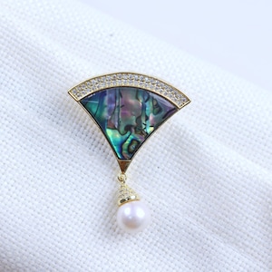 Abalone Shell Fan Brooch: Gold Plated Pearl Lapel Pin