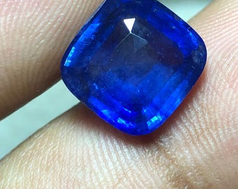 5,39 ct naturlig Ceylonblå safir | Uppvärmd kuddslipad ädelsten (10,30x10,04 mm)