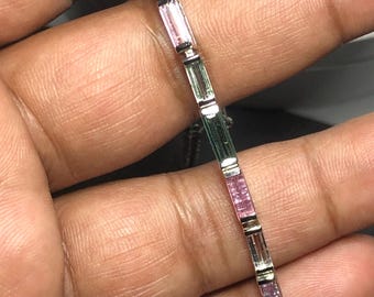 Armband med naturlig turmalinbaguette, smycken i sterlingsilver med pastellfärgade ädelstenar