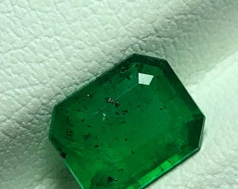 Naturlig Swat Pakistansk Smaragd – 0,96 karat | Djupgrön ädelsten | Lös Smaragd