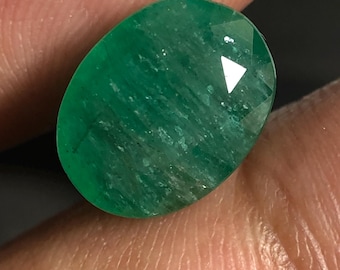 Naturlig zambisk smaragd 4,31 karat ovalslipad lös ädelsten för ringhänge