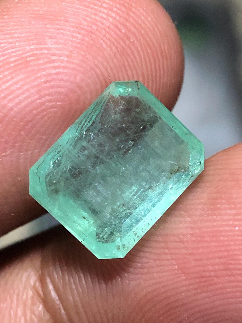 5.375 Ct Natural Pakistani Emerald | Octagon Cut Green Gemstone (5.7x4.6x2.7mm) image 6