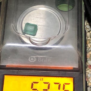 5.375 Ct Natural Pakistani Emerald | Octagon Cut Green Gemstone (5.7x4.6x2.7mm) image 11