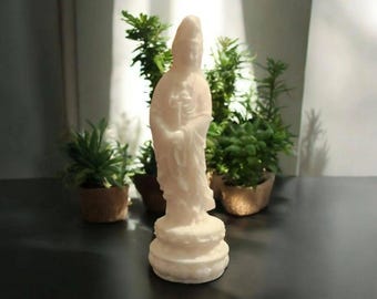 White Jade Guanyin Goddess Carving | Compassion, Wisdom & Peace Statue | Spiritual Home Decor Meditation Aid
