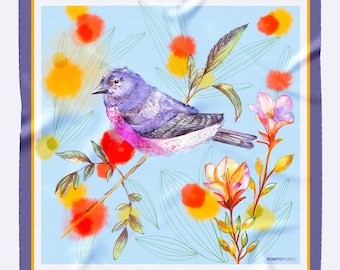 Pañuelo bandana de seda de morera pintado a mano con diseño de pájaro / Seda de morera, hecho a mano en España