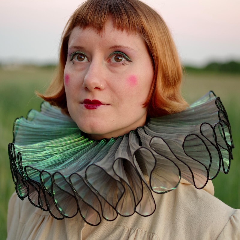 Neck Ruff - Etsy