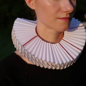 Modern Ruff Neck ruff handmade ruff elizabethan ruff avante garde historical costume unique accessory queen ruff 60s fashion image 3