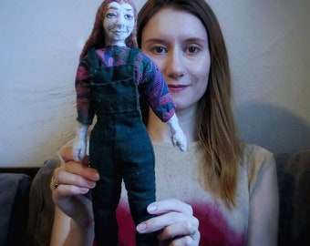 Willow Rosenberg doll - handmade / felt / buffy the vampire slayer / fan art / needle felted / witch / 1990s / tv show / handsewn / felting