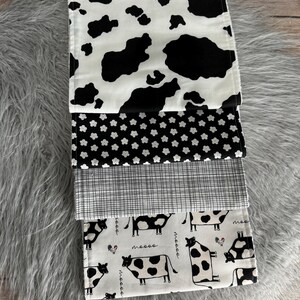 Burp cloths Farm Animals, Cow Print Baby Burps, Baby Shower Gift Bild 3