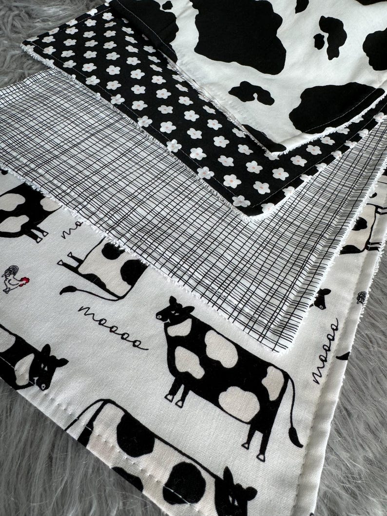 Burp cloths Farm Animals, Cow Print Baby Burps, Baby Shower Gift Bild 4