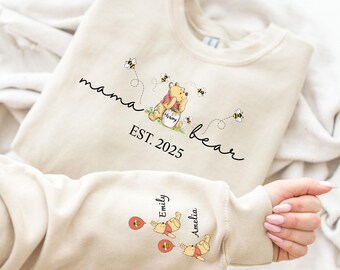 Mama Bear shirt, Moederdag sweatshirt, Mama Bear sweatshirt, Gepersonaliseerd mama sweatshirt met namen, Mama Est met naam op de mouw