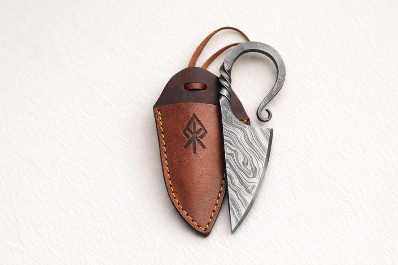 Hand-Forged Celtic Knife | Carbon Steel Blade with Leather Sheath | Medieval Damascus Steel Hunting Knife | Gift for Men