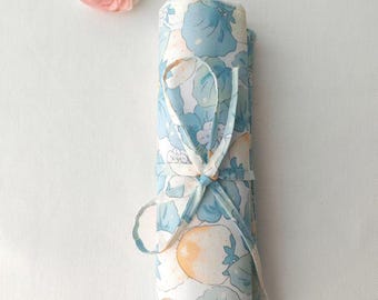 Handmade Floral Pattern Makeup Brush Travel Roll  – Rustic Elegance Meets Practical Function