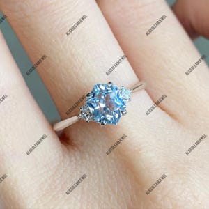 Vintage Design Aquamarine Gemstone Ring 925 Sterling Silver Minimalist Aquamarine Ring Promise Aquamarine Ring Gift for Her Engagement Ring